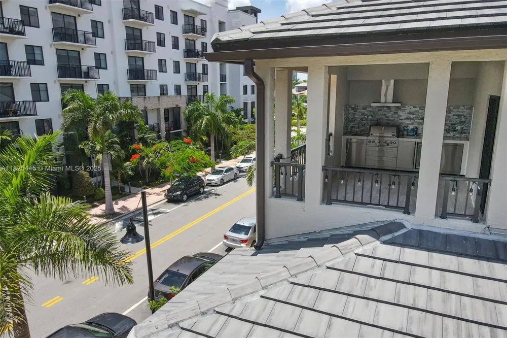 4269 NW 83rd Path Doral, FL 33166