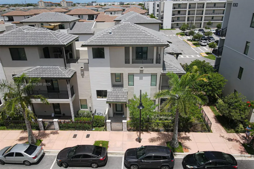 4269 NW 83rd Path Doral, FL 33166
