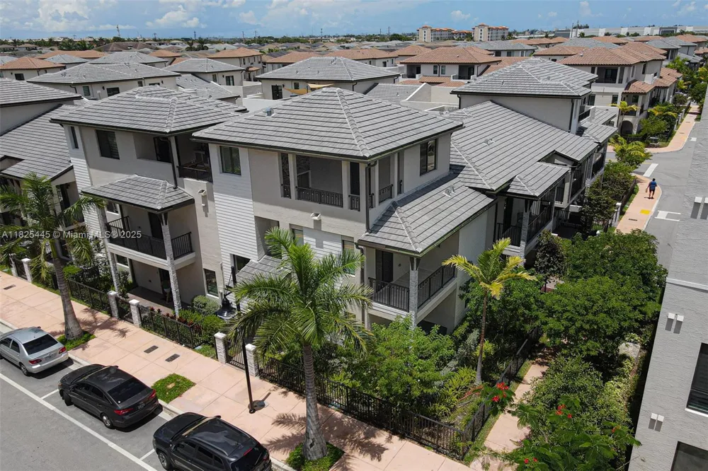 4269 NW 83rd Path Doral, FL 33166