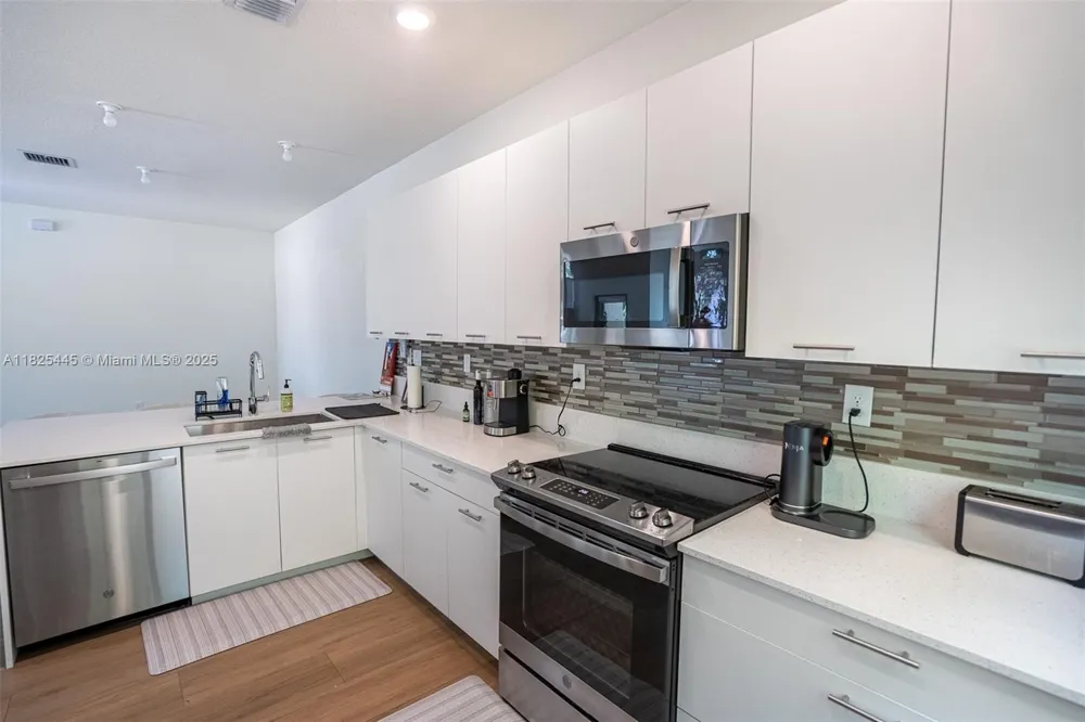 4269 NW 83rd Path Doral, FL 33166
