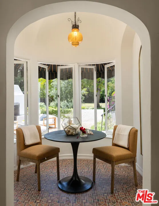 205 S Lomita Avenue Ojai, CA 93023