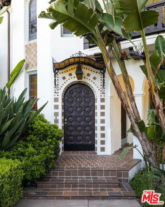 205 S Lomita Avenue Ojai, CA 93023