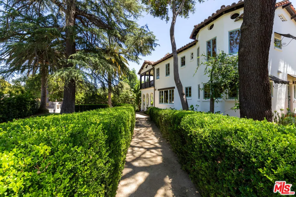 205 S Lomita Avenue Ojai, CA 93023