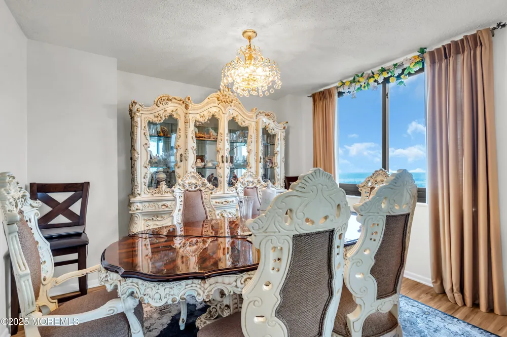 2508 Harmon Cove Tower Secaucus, NJ 07094