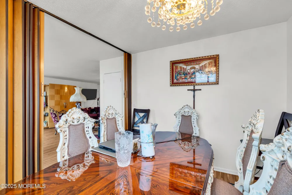 2508 Harmon Cove Tower Secaucus, NJ 07094