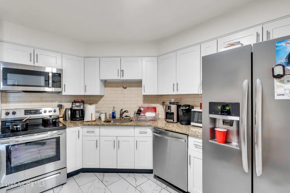 2508 Harmon Cove Tower Secaucus, NJ 07094