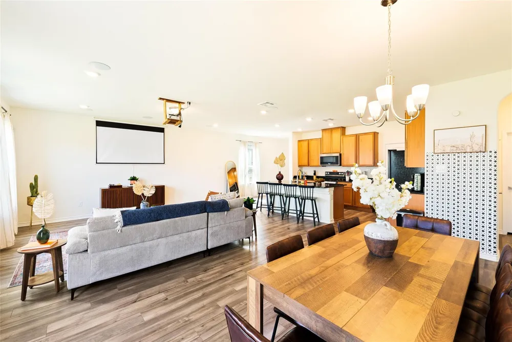 2406 Indian Forest San Antonio, TX 78244