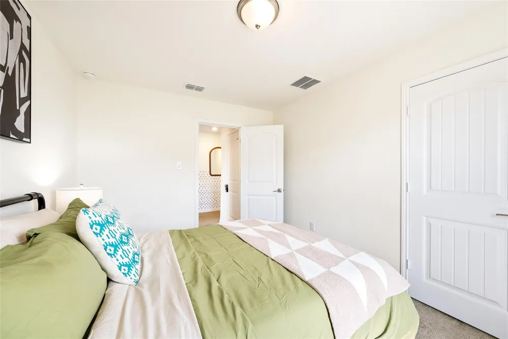 2406 Indian Forest San Antonio, TX 78244