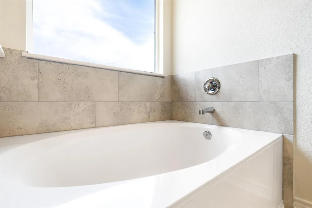 2406 Indian Forest San Antonio, TX 78244