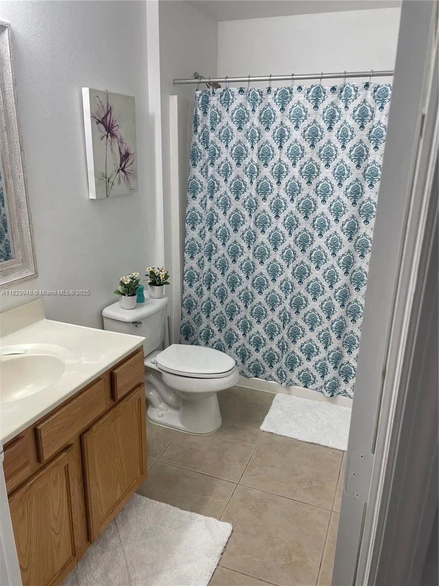 2645 SW 12th Sq SW Vero Beach, FL 32968