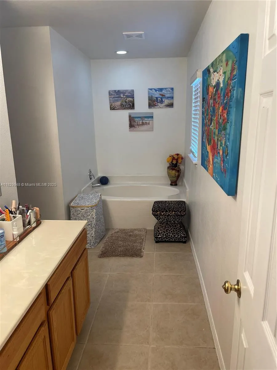 2645 SW 12th Sq SW Vero Beach, FL 32968
