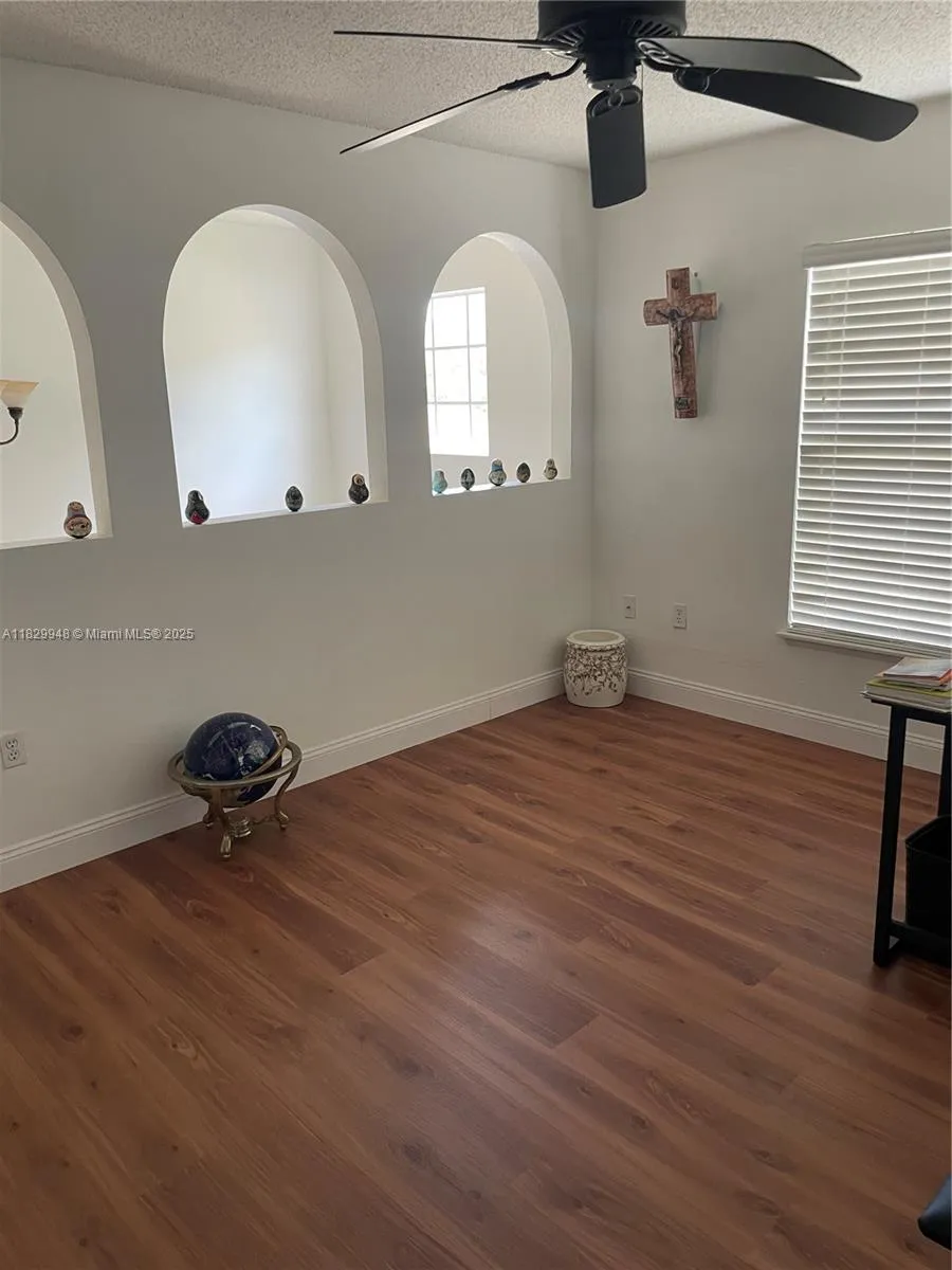 2645 SW 12th Sq SW Vero Beach, FL 32968