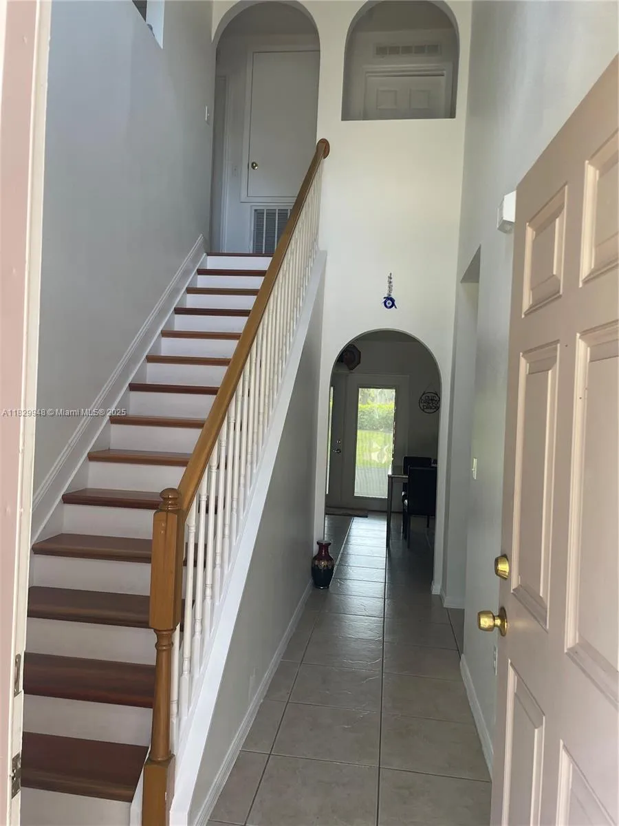 2645 SW 12th Sq SW Vero Beach, FL 32968