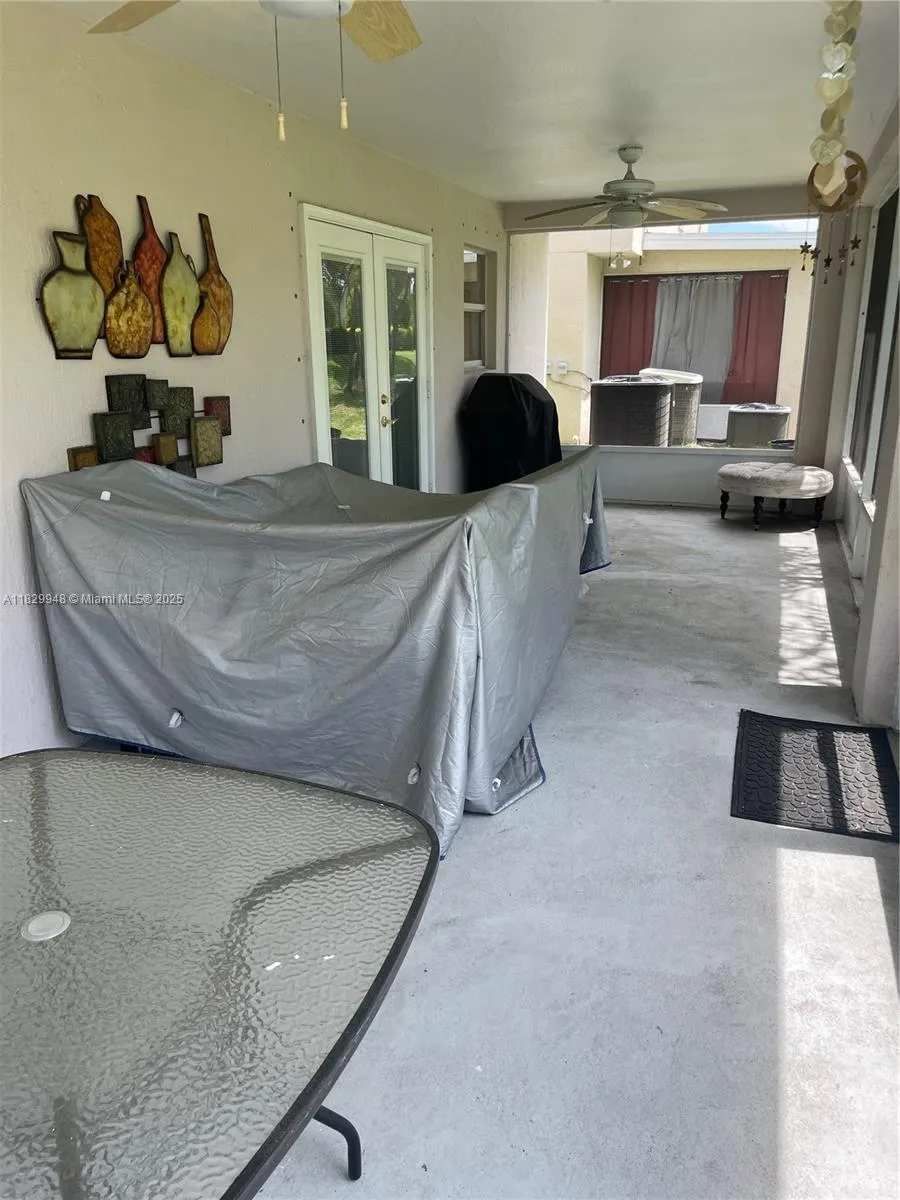 2645 SW 12th Sq SW Vero Beach, FL 32968
