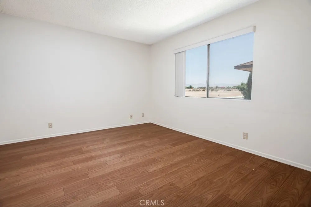 42849 15th Street W #4 Lancaster, CA 93534