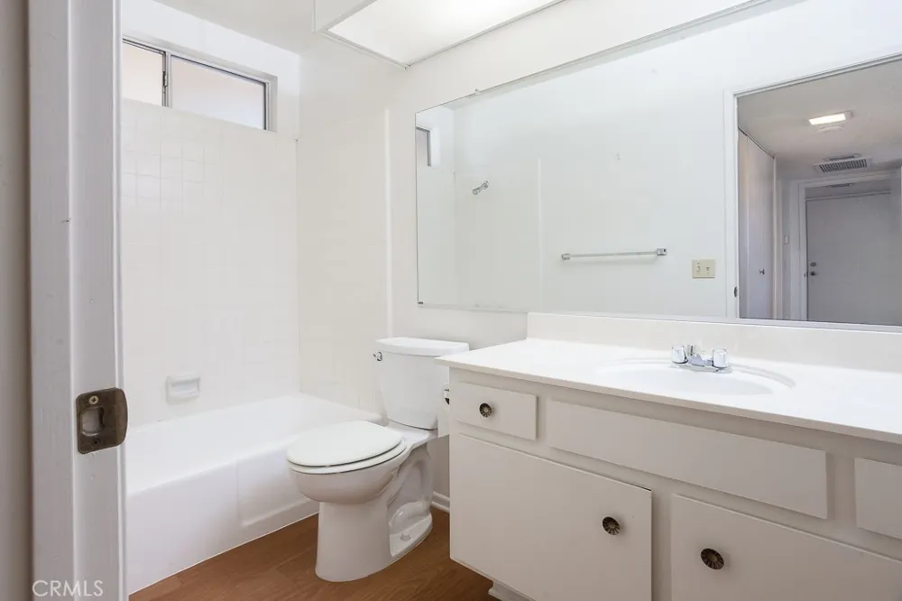 42849 15th Street W #4 Lancaster, CA 93534