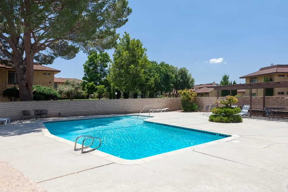 42849 15th Street W #4 Lancaster, CA 93534