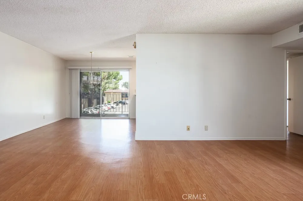 42849 15th Street W #4 Lancaster, CA 93534