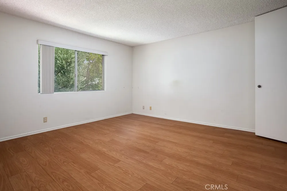 42849 15th Street W #4 Lancaster, CA 93534
