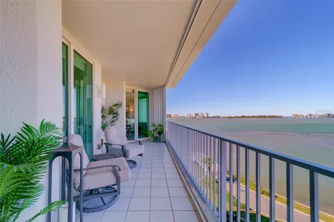 2 SEASIDE LANE #801