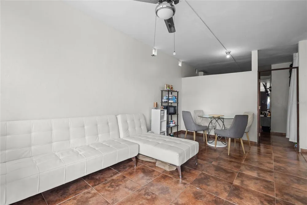 228 CALLE 25 Guaynabo, PR 00969