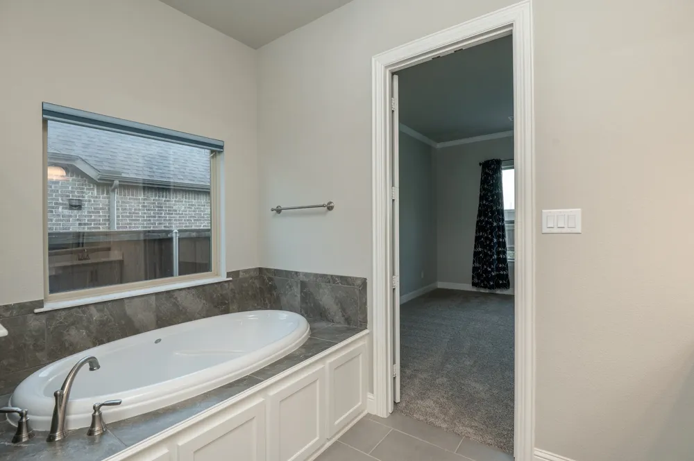 1703 Cedar Bluff Parkway Mansfield, TX 76063