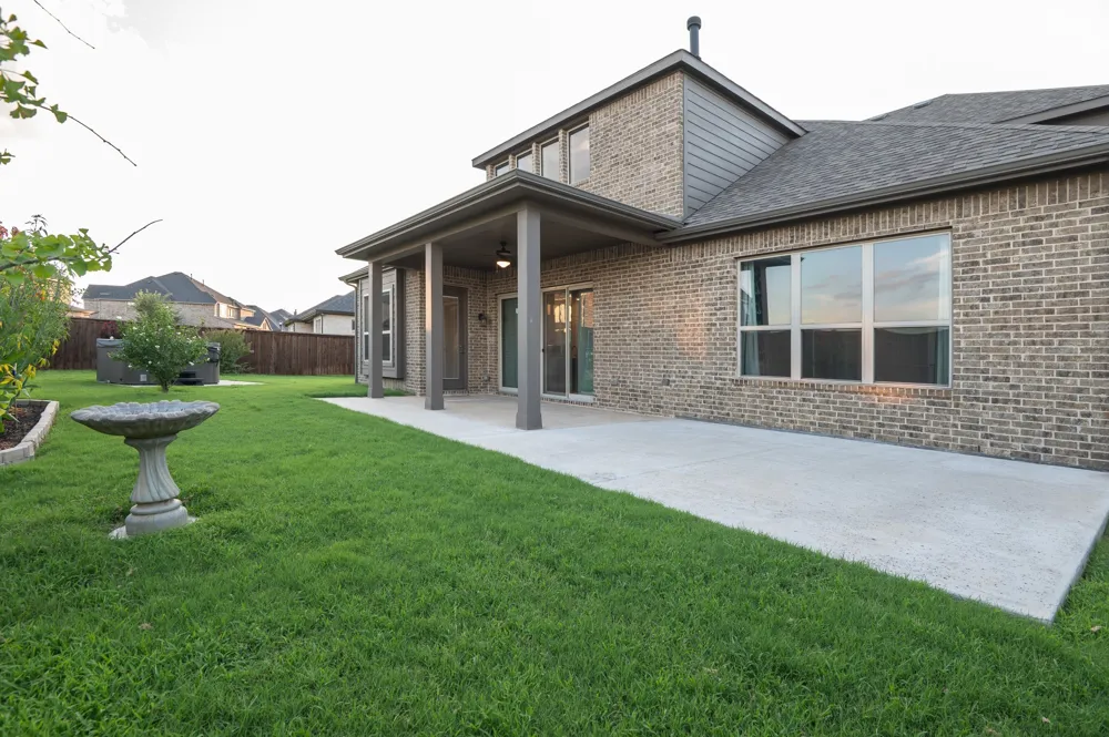 1703 Cedar Bluff Parkway Mansfield, TX 76063