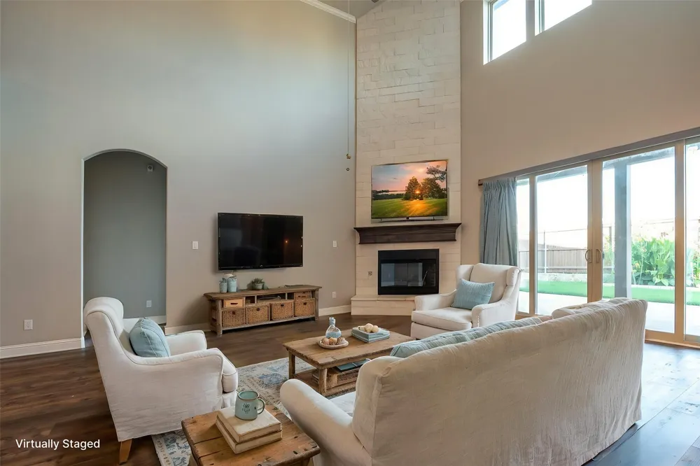 1703 Cedar Bluff Parkway Mansfield, TX 76063