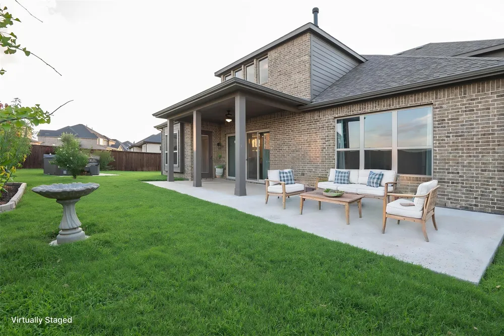 1703 Cedar Bluff Parkway Mansfield, TX 76063