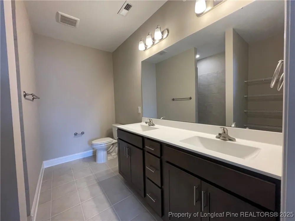240 Gallery Drive #303 Spring Lake, NC 28390