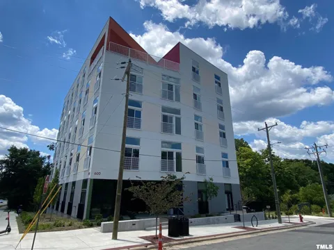 600 S Duke Street #15