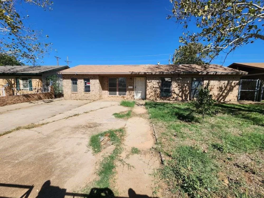 1807 E 1st Street Lubbock, TX 79403