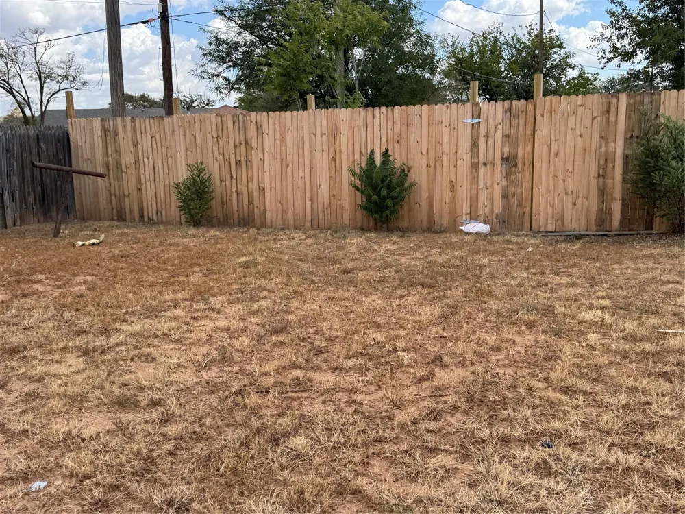 2704 E Colgate Street Lubbock, TX 79403