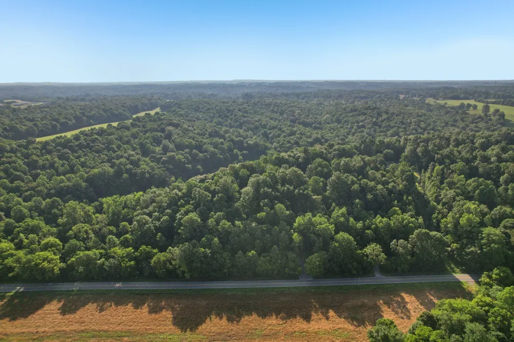 2326 Fairfield Rd Westmoreland, TN 37186