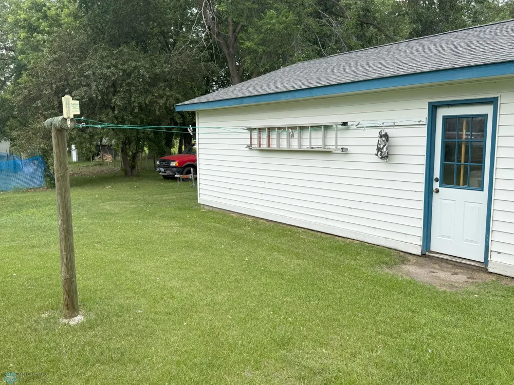 209 Lincoln Avenue NE Twin Valley, MN 56584