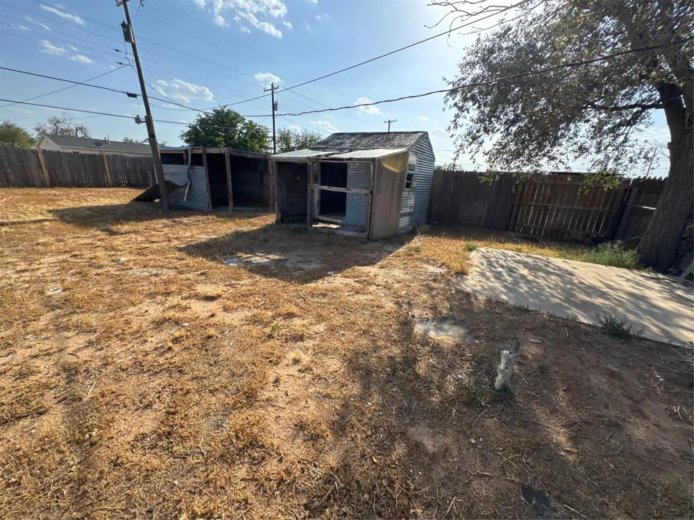 506 E Ursuline Street Lubbock, TX 79403