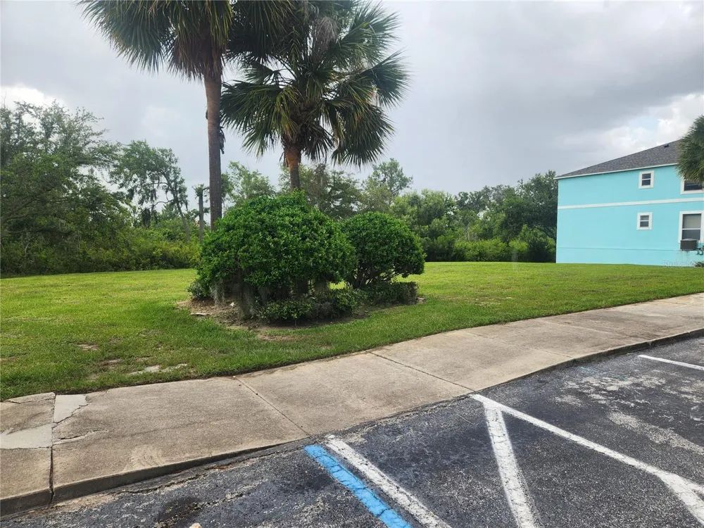 3134 SUN LAKE COURT #B Kissimmee, FL 34747