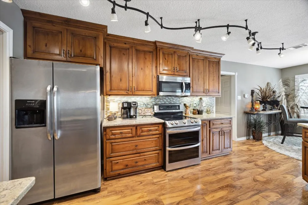 515 Wesley Ridge Drive Spicewood, TX 78669