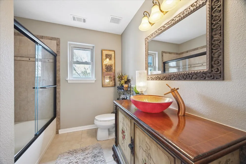 515 Wesley Ridge Drive Spicewood, TX 78669