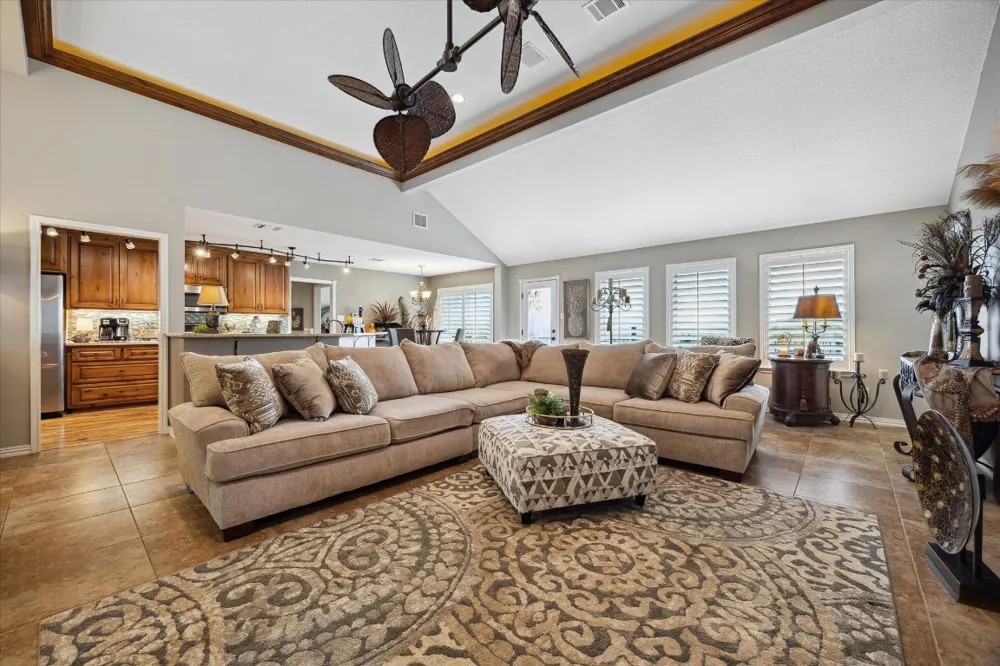 515 Wesley Ridge Drive Spicewood, TX 78669