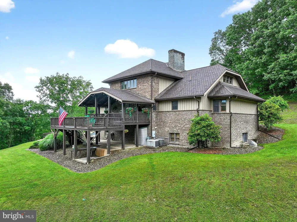 201 WESTRIDGE DRIVE Elkins, WV 26241