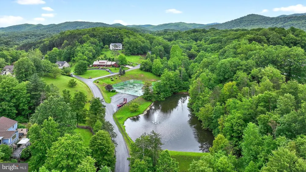 201 WESTRIDGE DRIVE Elkins, WV 26241