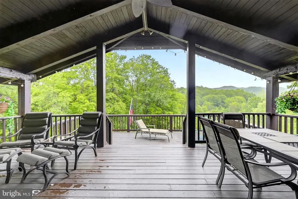 201 WESTRIDGE DRIVE Elkins, WV 26241