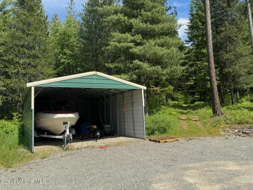 197 Berry Hill Cocolalla, ID 83813