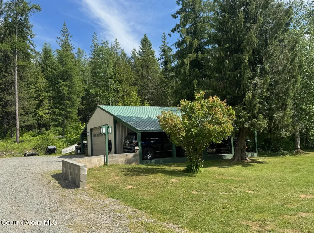 197 Berry Hill Cocolalla, ID 83813
