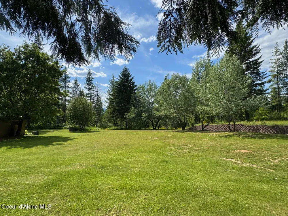 197 Berry Hill Cocolalla, ID 83813