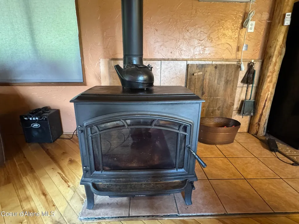 197 Berry Hill Cocolalla, ID 83813