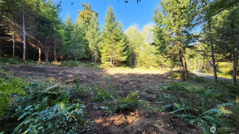 5728 Duane Lane NW