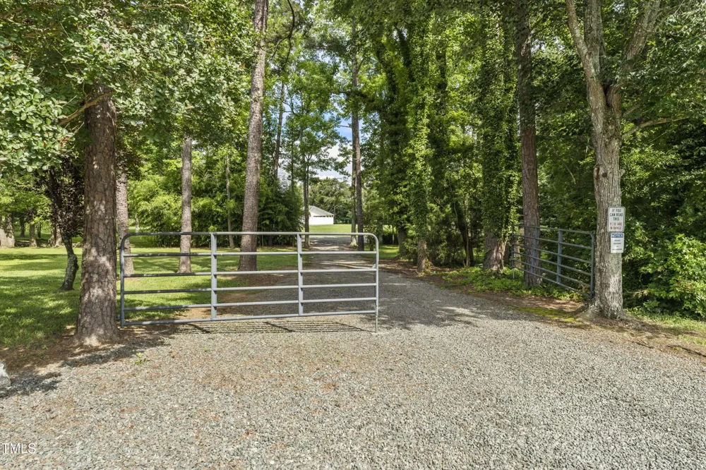5635 Baptist Assembly Road Julian, NC 27283