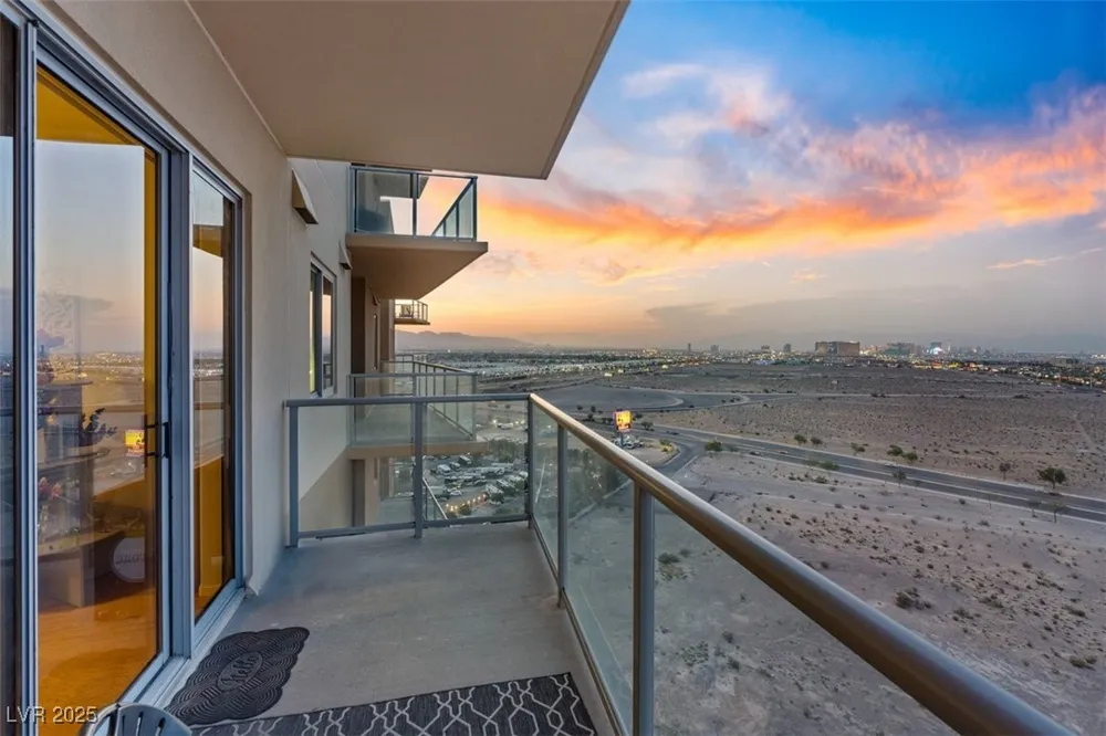 8255 Las Vegas Boulevard #1905 Las Vegas, NV 89123